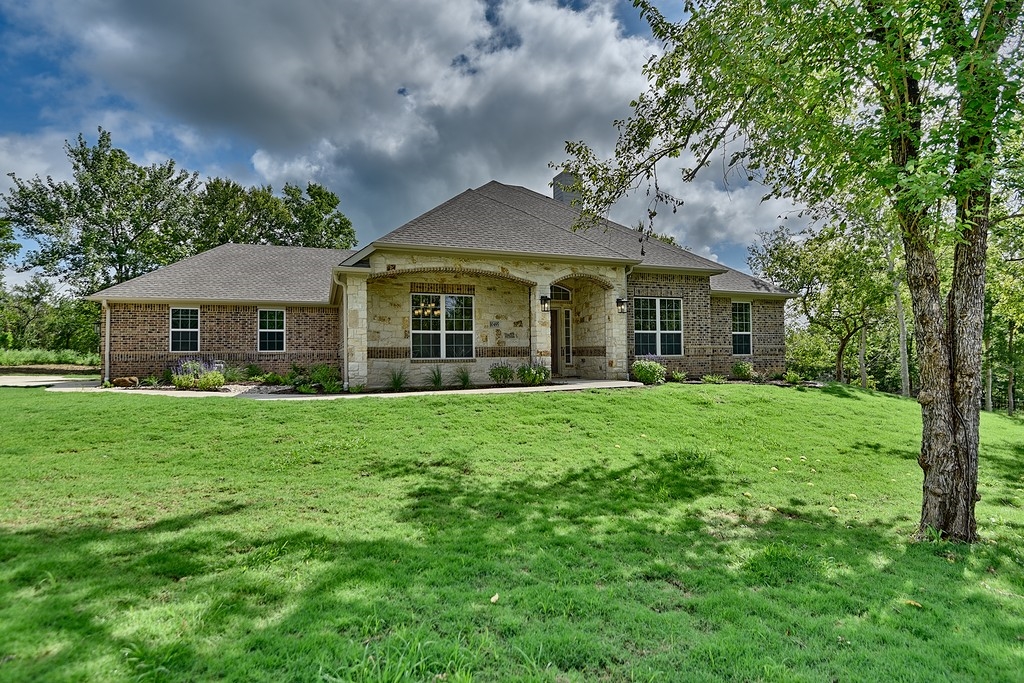 10495 Creekside Reserve Frontal View of Home