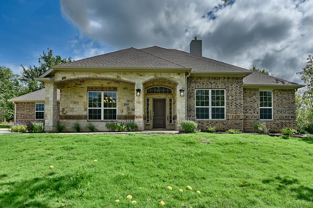 10495 Creekside Reserve Frontal Closeup