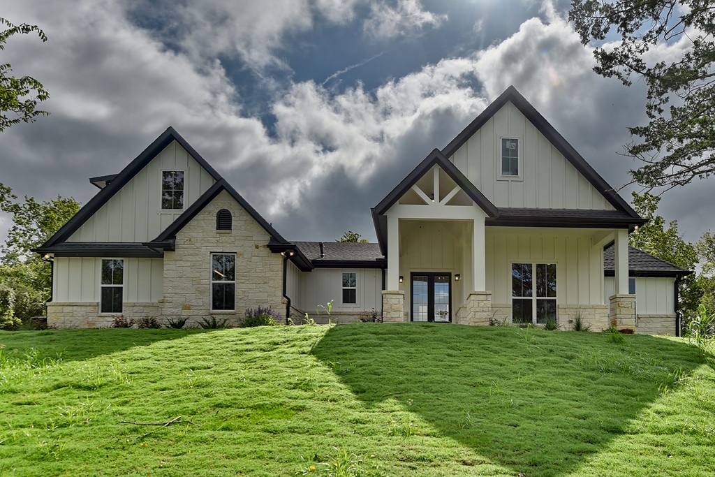 10058 Creekside Reserve Front View of Home